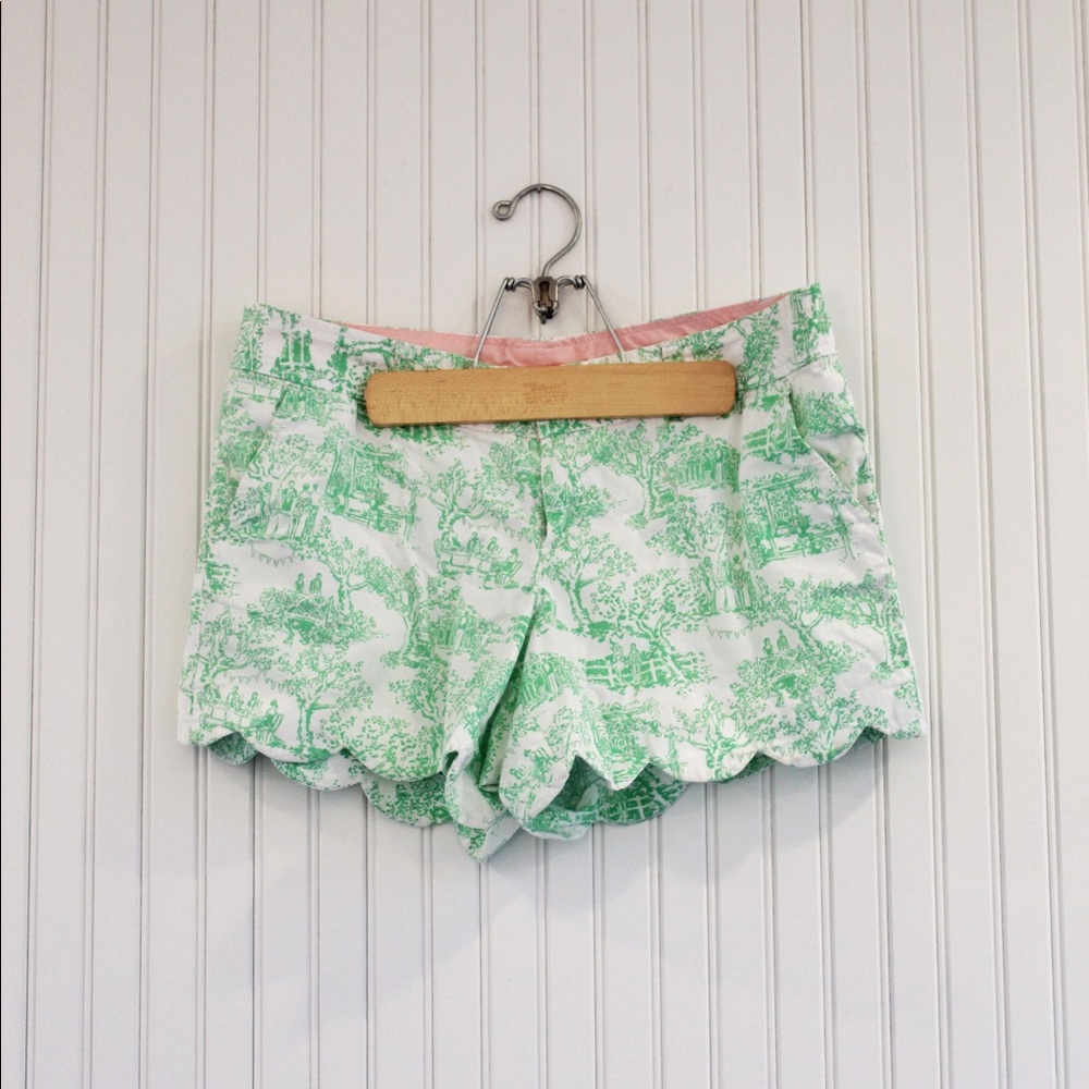 Lilly Pulitzer Scalloped Shorts